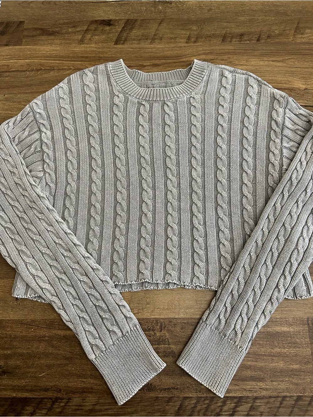 Aerie 100% Cotton Cropped Cable Knit Crewneck SweaterLight Gray Size Small